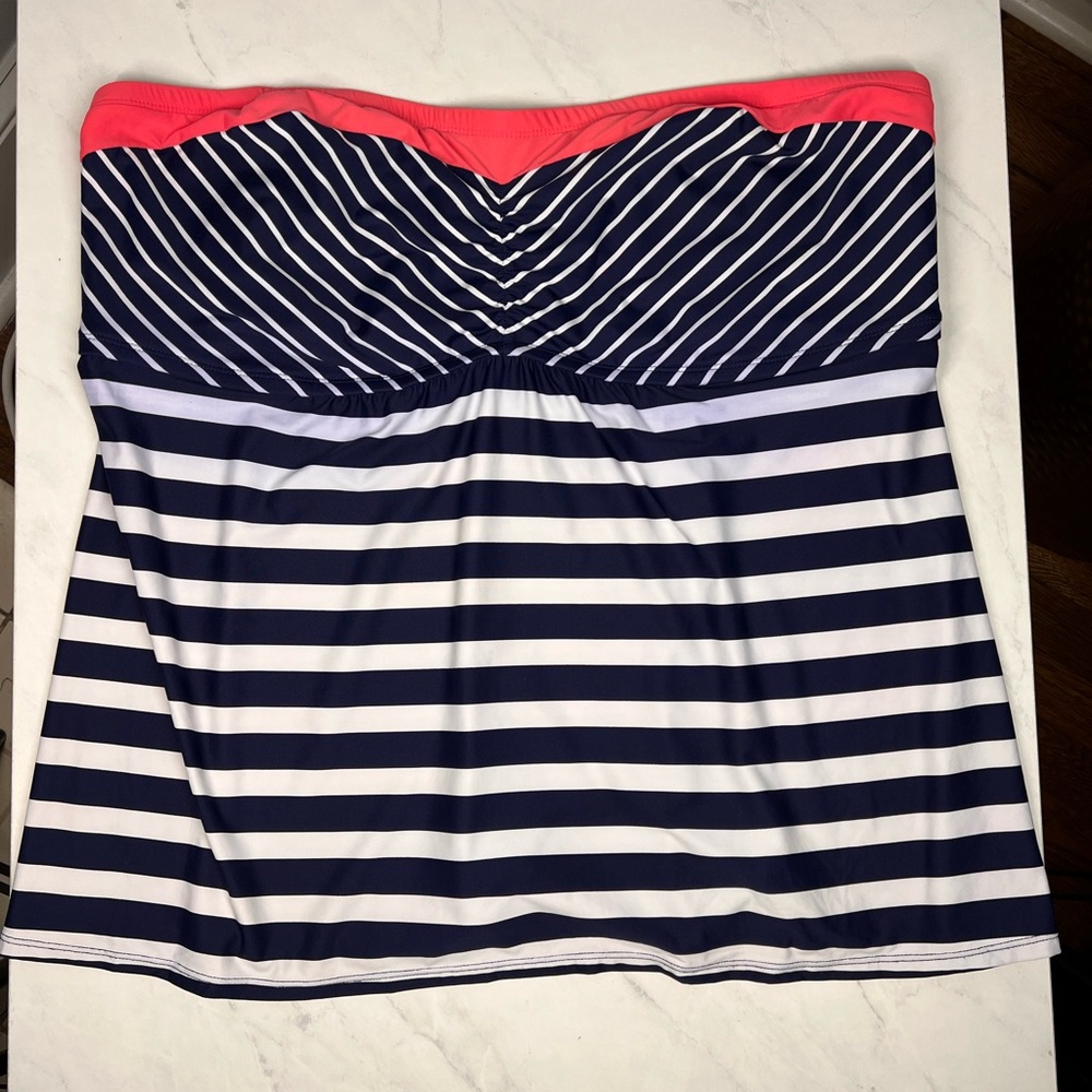 EUC Beach House Ship Shape Bandeau Tankini - Picture 4 of 11